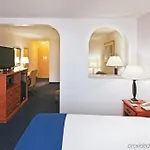 Ramada By Wyndham Hotel 3*