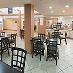 Ramada By Wyndham 3* Santa Fe