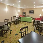Ramada By Wyndham Hotel Santa Fe