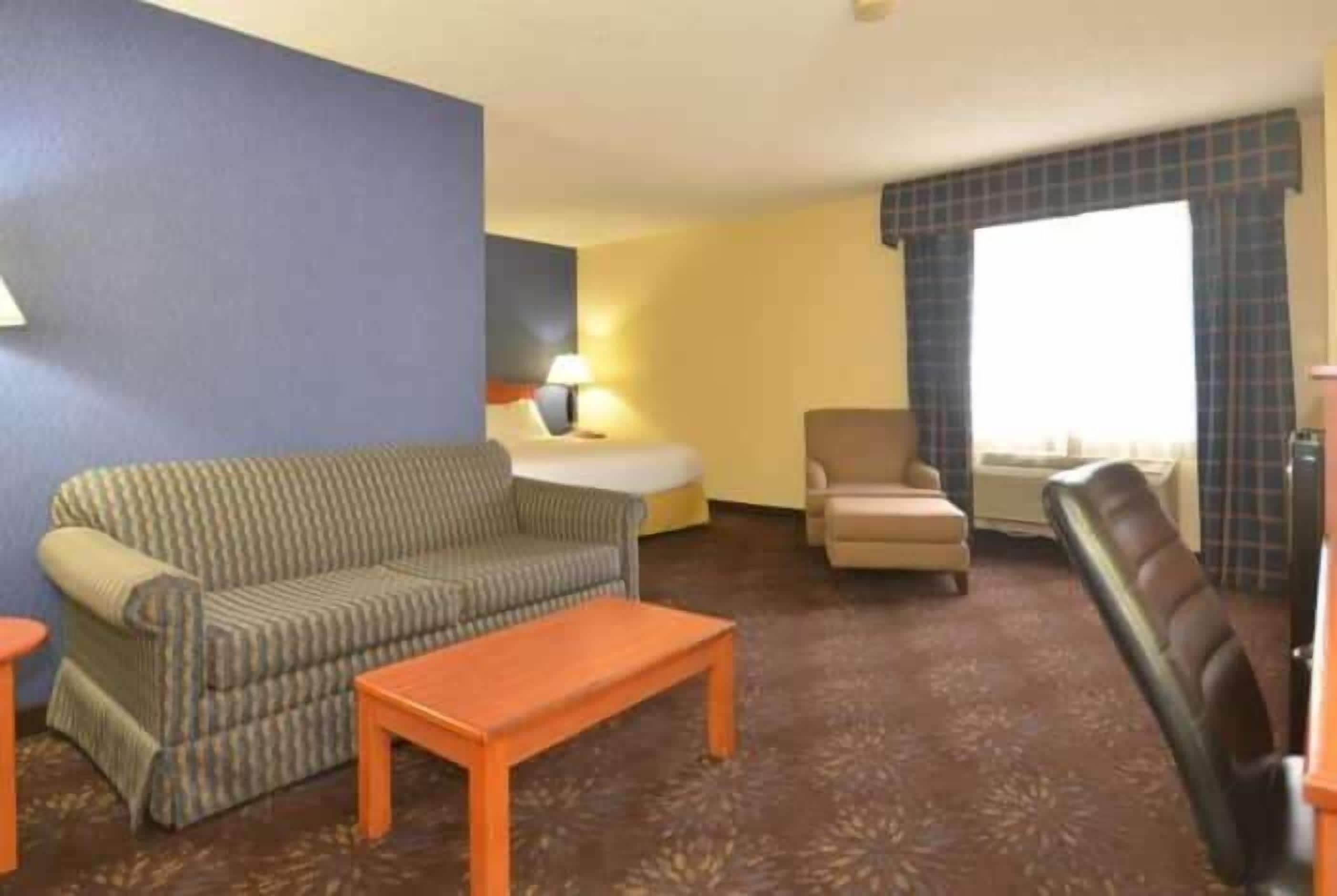 Ramada By Wyndham 3* Santa Fe