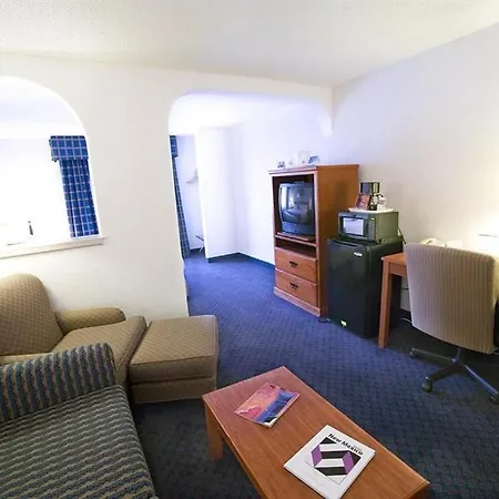 Hotel Ramada By Wyndham Santa Fe