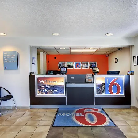 Ramada By Wyndham Santa Fe