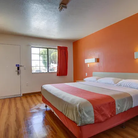Hotel Ramada By Wyndham Santa Fe
