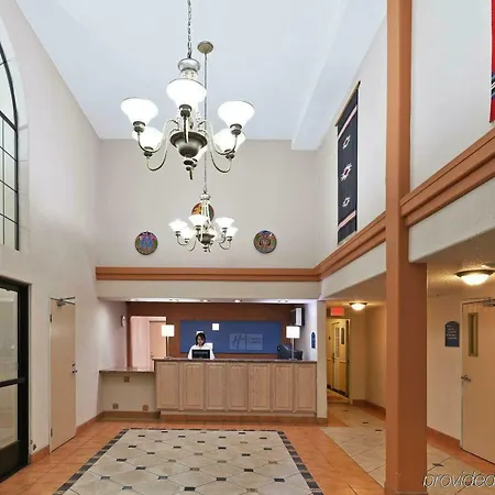 Hotel Ramada By Wyndham Santa Fe